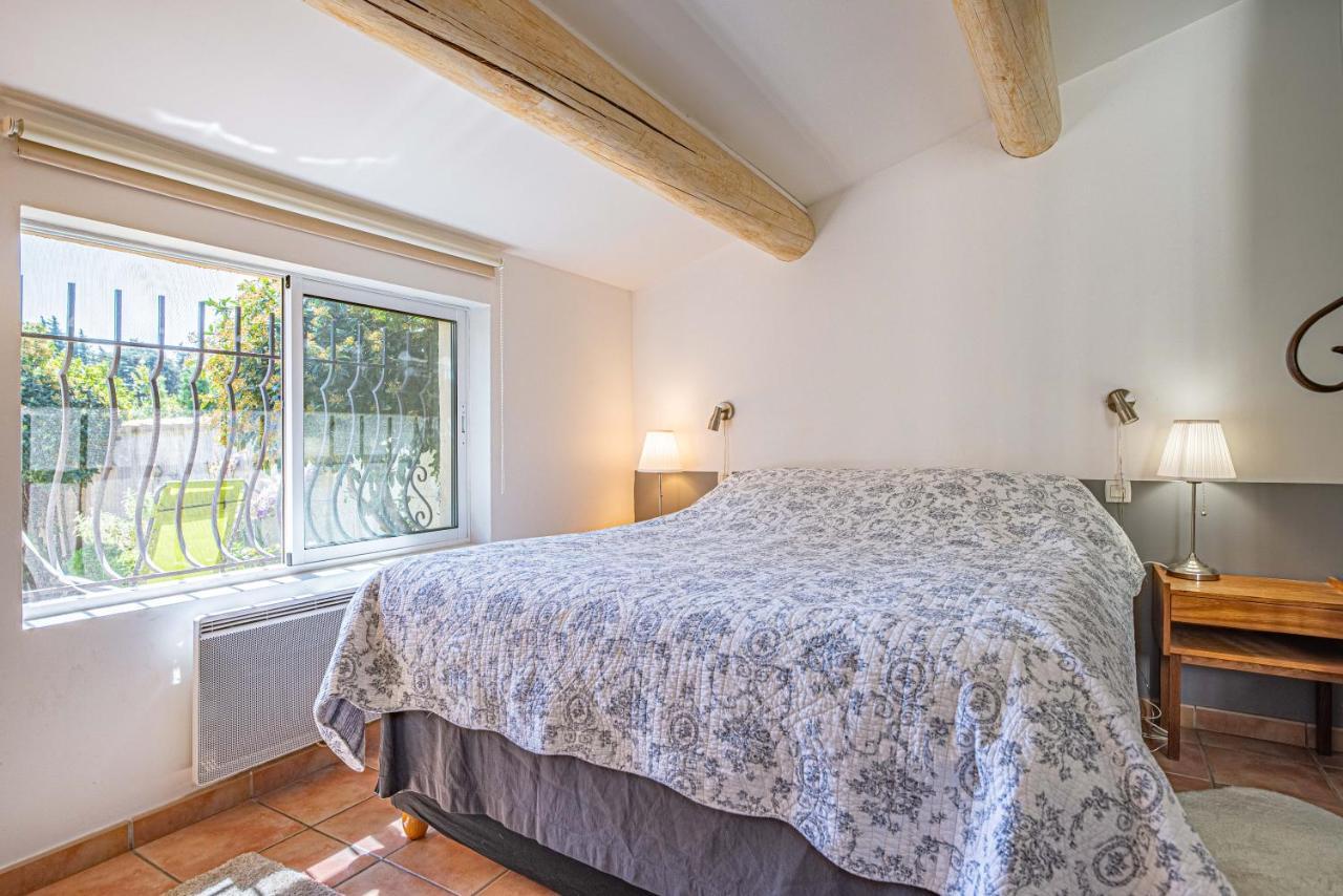 Vila La Roubine, Velleron Exteriér fotografie